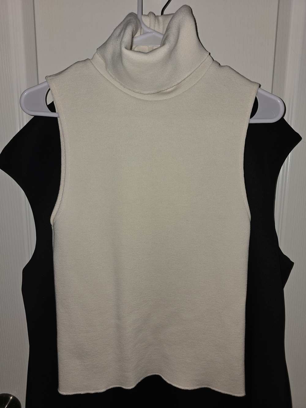 Zara Cream Sleeveless Turtleneck Sweater - LIKE NEW!